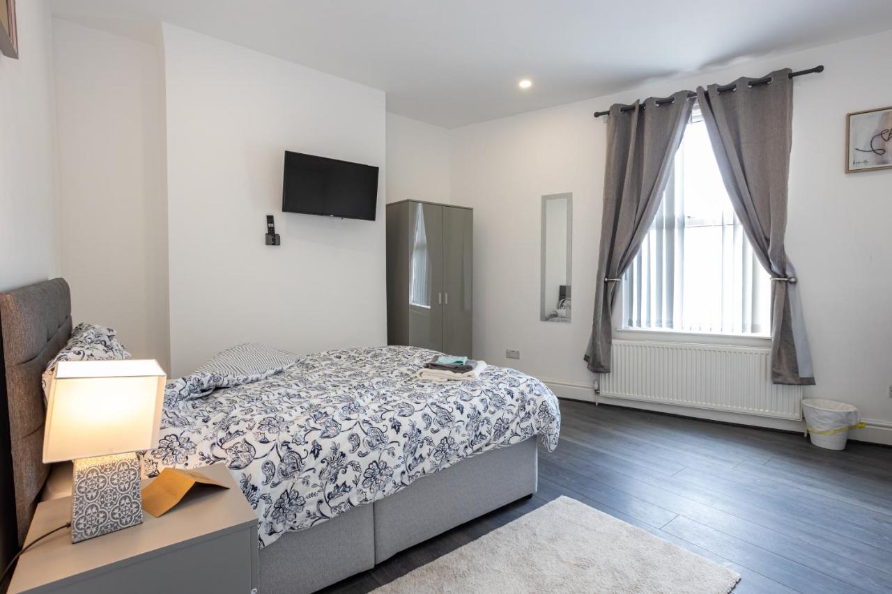 Tco Luxury House Bed & Breakfast Ливърпул Екстериор снимка