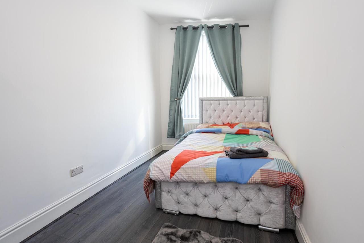 Tco Luxury House Bed & Breakfast Ливърпул Екстериор снимка