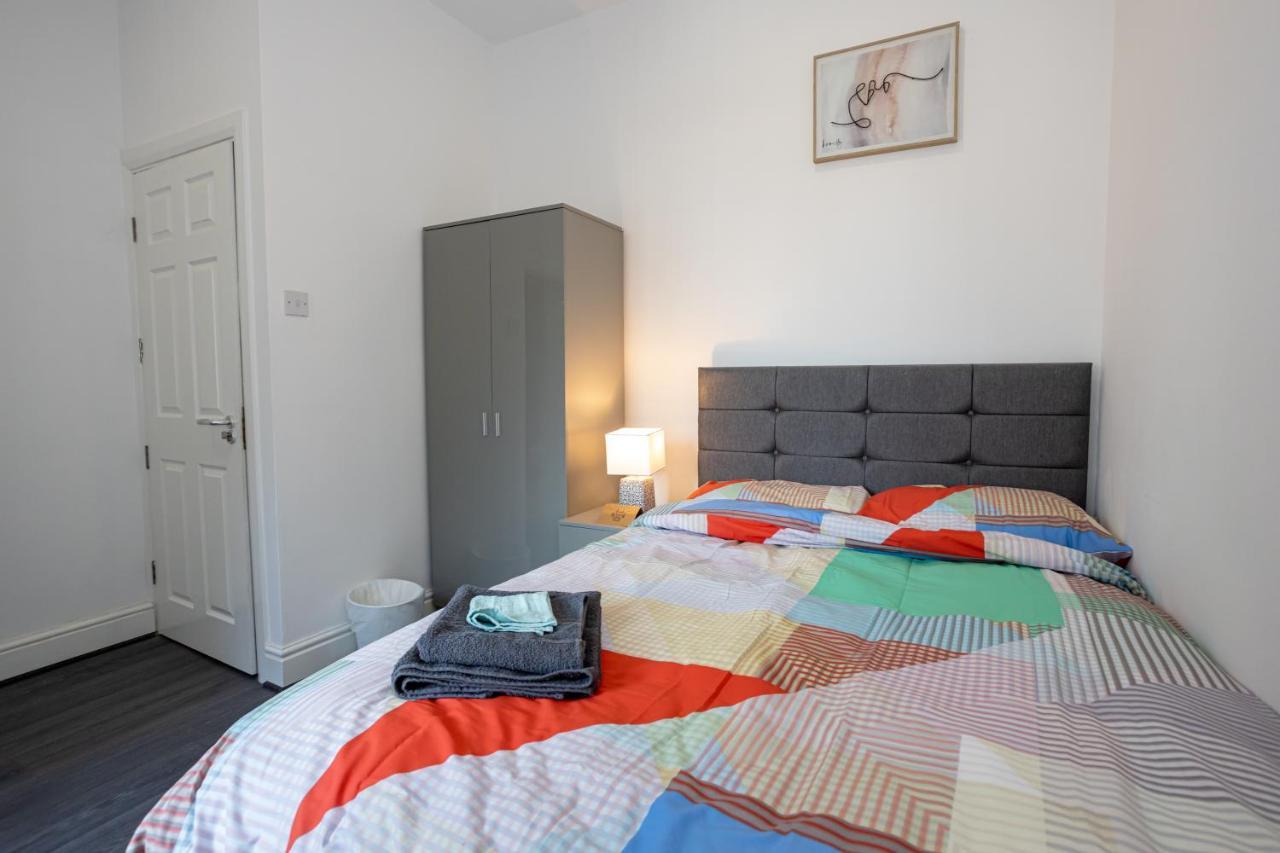 Tco Luxury House Bed & Breakfast Ливърпул Екстериор снимка