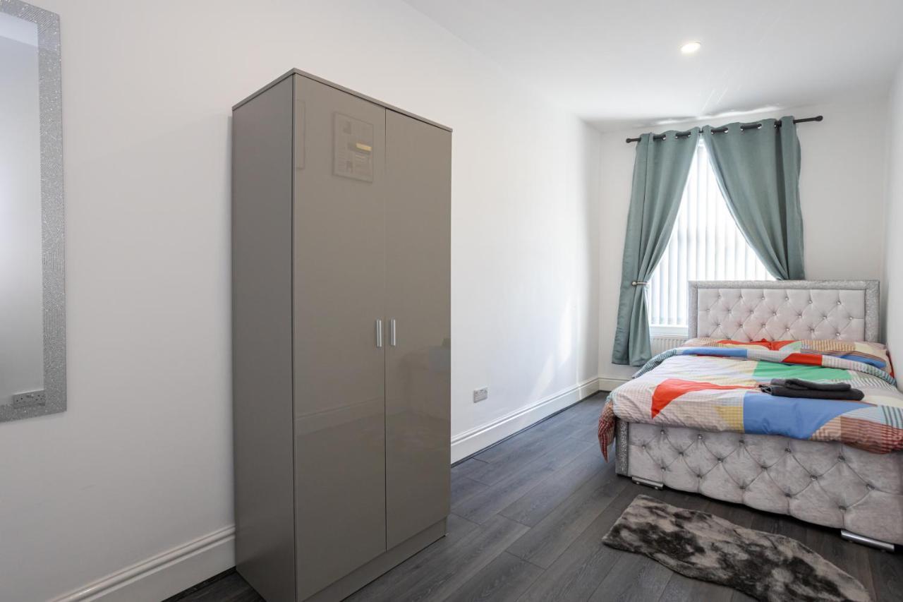 Tco Luxury House Bed & Breakfast Ливърпул Стая снимка