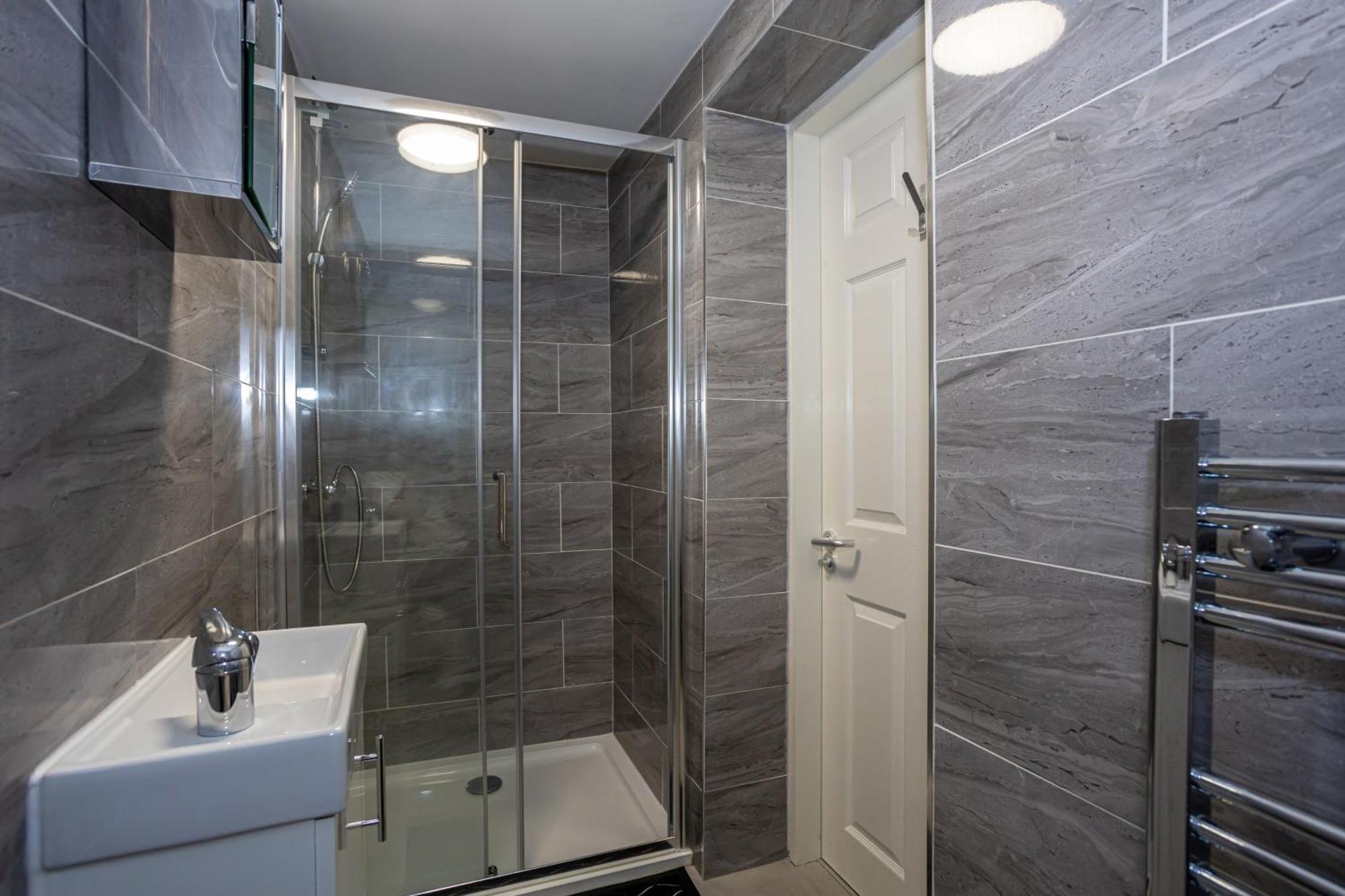 Tco Luxury House Bed & Breakfast Ливърпул Стая снимка